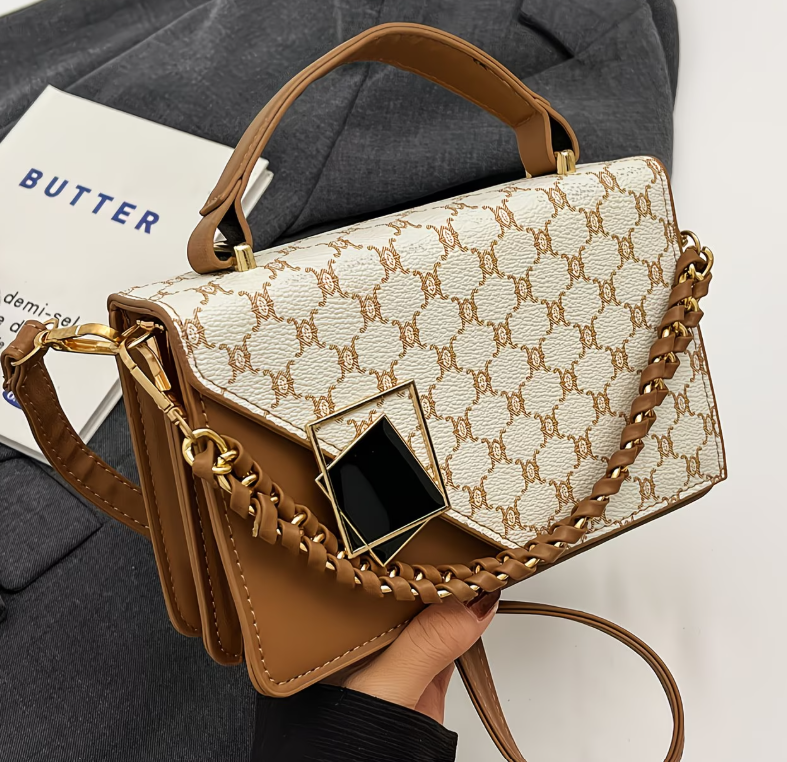✨Royal chic edition👜✨ Tu look completo,con regalo incluido🎁💄