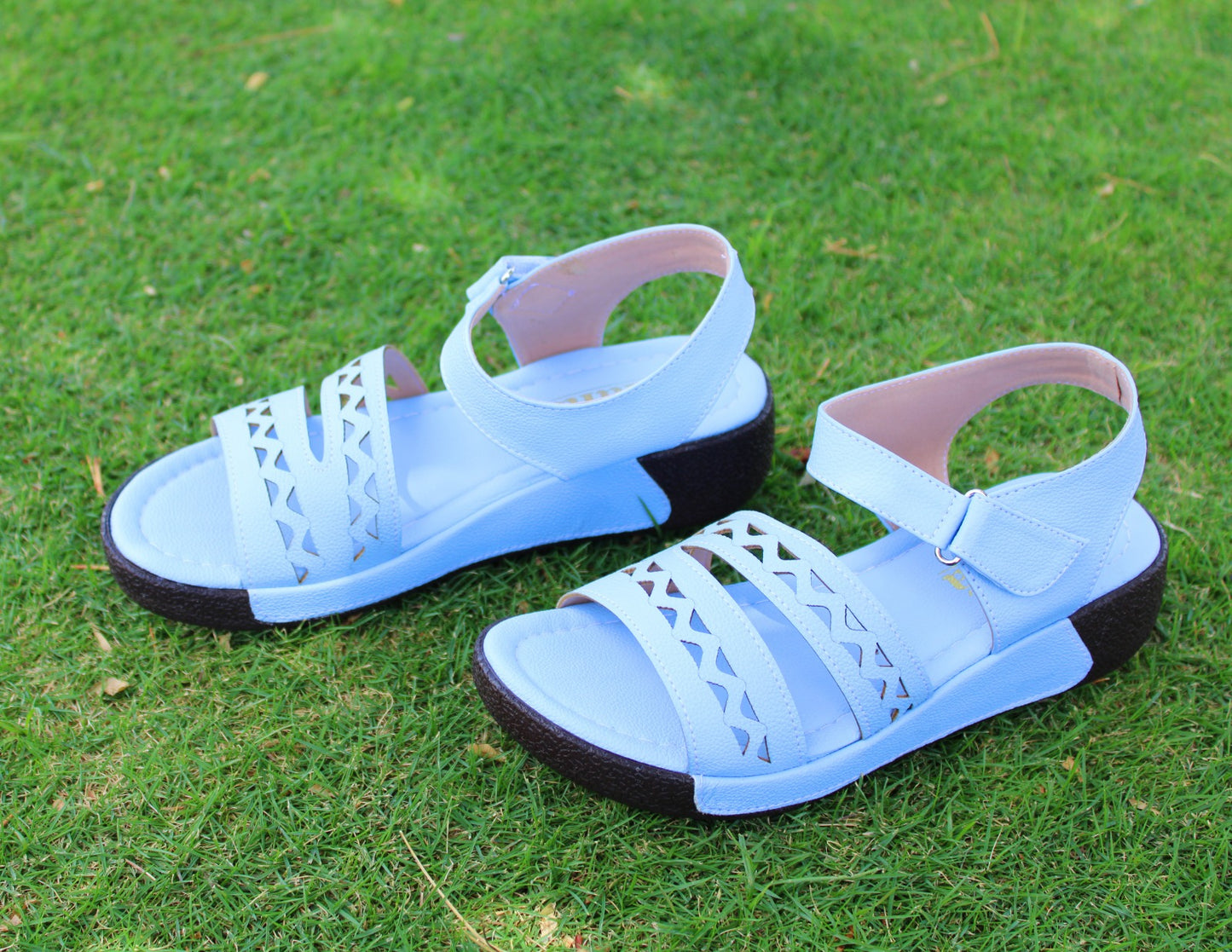 🌟Sandalias Ortopédicas OrtoChic Comfort – Estilo que Cuida tus Pasos 🌟