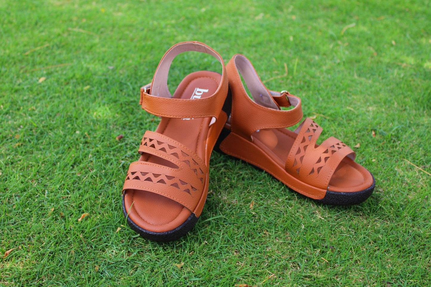 🌟Sandalias Ortopédicas OrtoChic Comfort – Estilo que Cuida tus Pasos 🌟